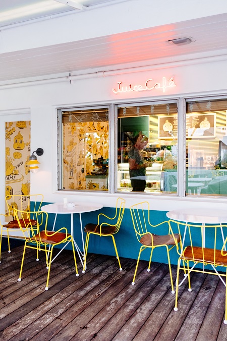 Jasa Desain Interior Cafe Mini Colorful Photo by Jason Briscoe on Unsplash