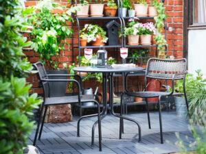 Kursi teras bahan logam