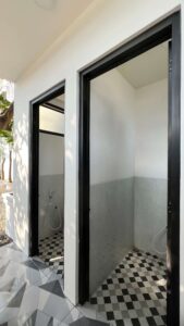 Ruang Toilet Project Ruang Kelas dari Kontainer PKBM Cambridge