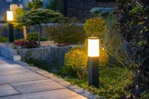 Lampu Outdoor Terbaik